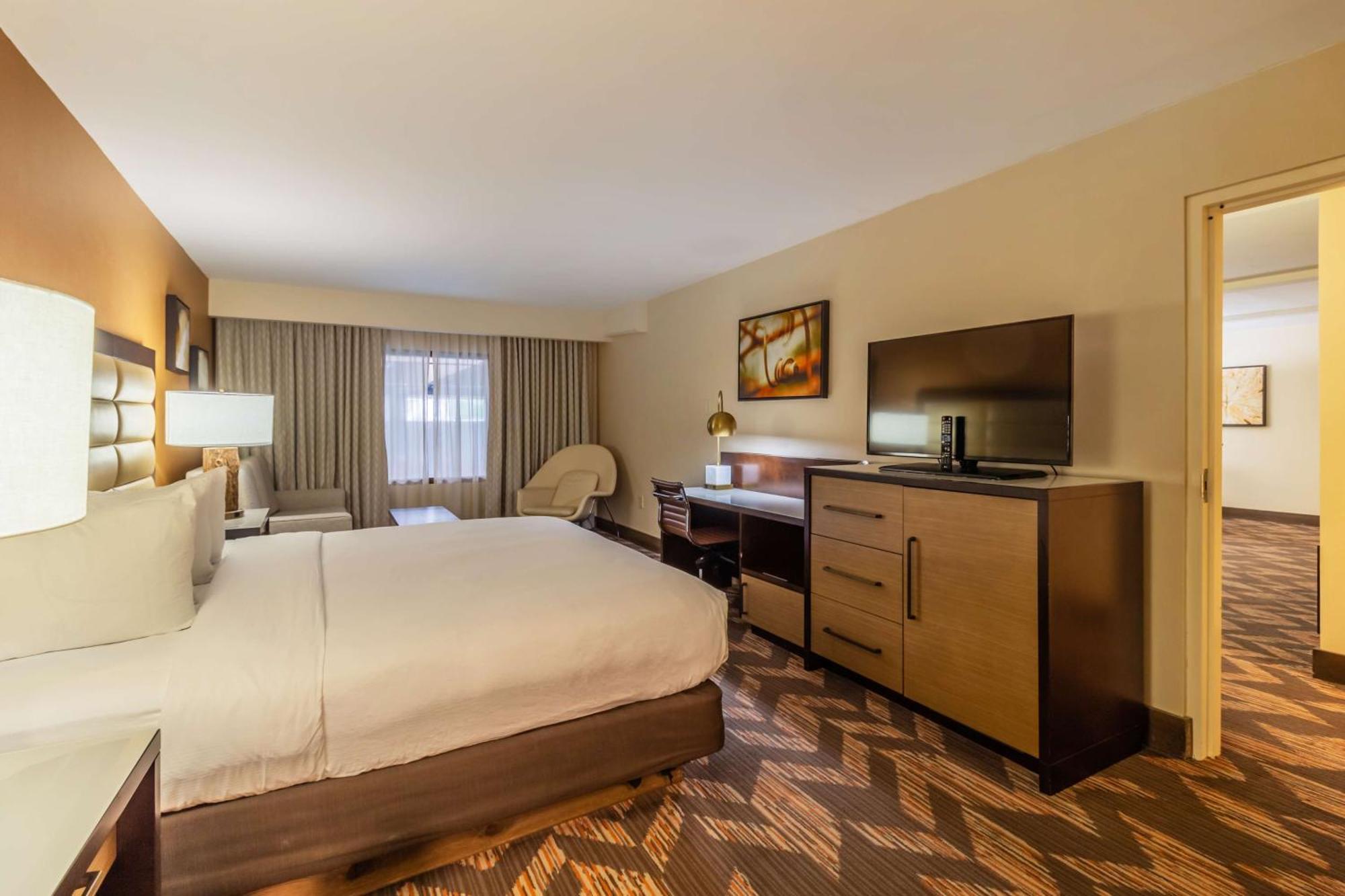 Doubletree By Hilton Lawrence Otel Dış mekan fotoğraf