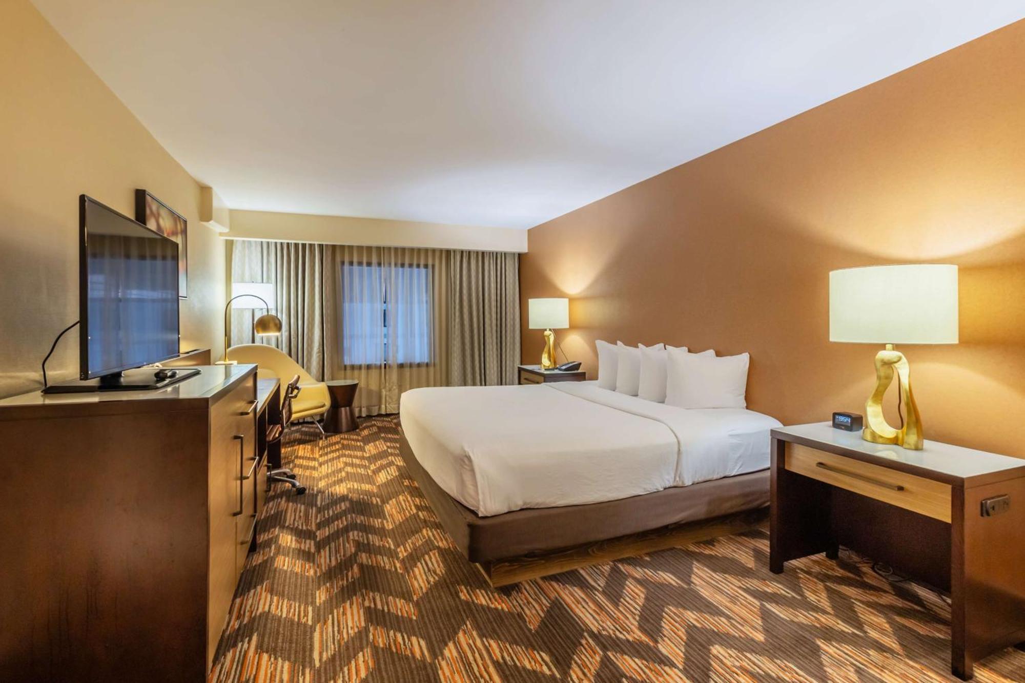 Doubletree By Hilton Lawrence Otel Dış mekan fotoğraf