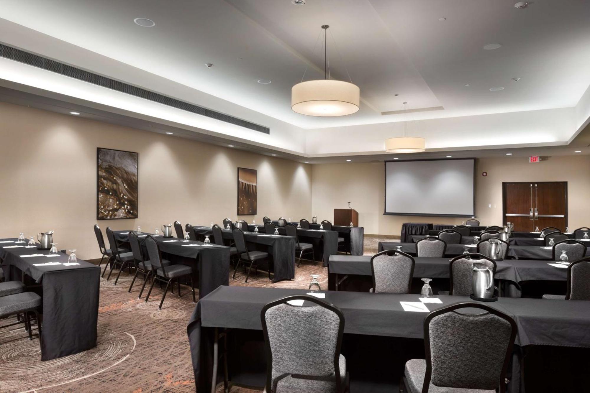 Doubletree By Hilton Lawrence Otel Dış mekan fotoğraf
