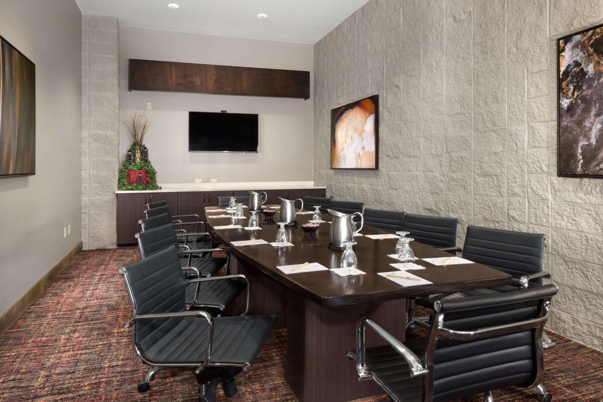 Doubletree By Hilton Lawrence Otel Dış mekan fotoğraf